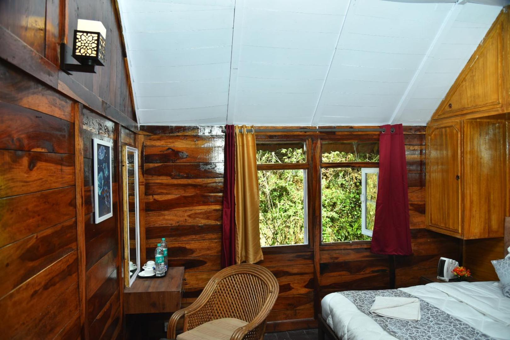 Kumaon Roop Resort Near Kainchi Dham Nainital Buitenkant foto